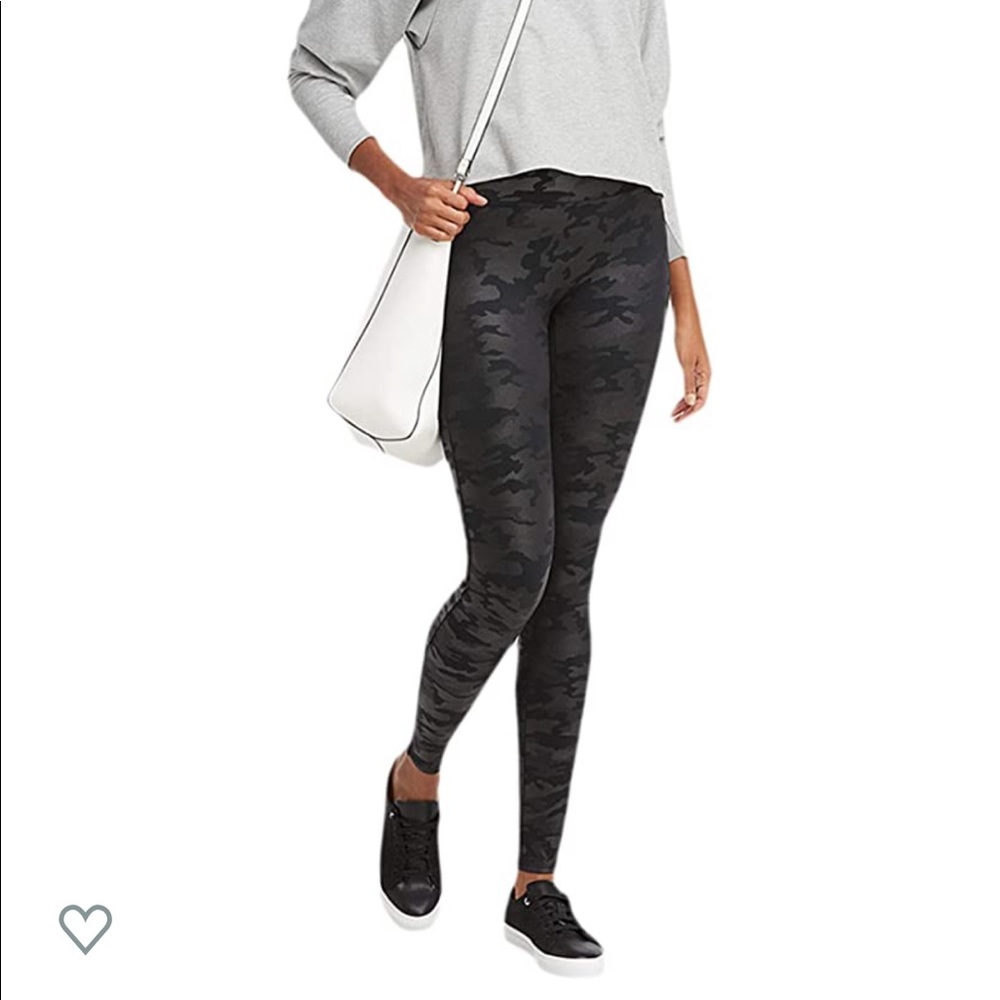 SPANX Faux Leather Camo Leggings Matte Black Camo